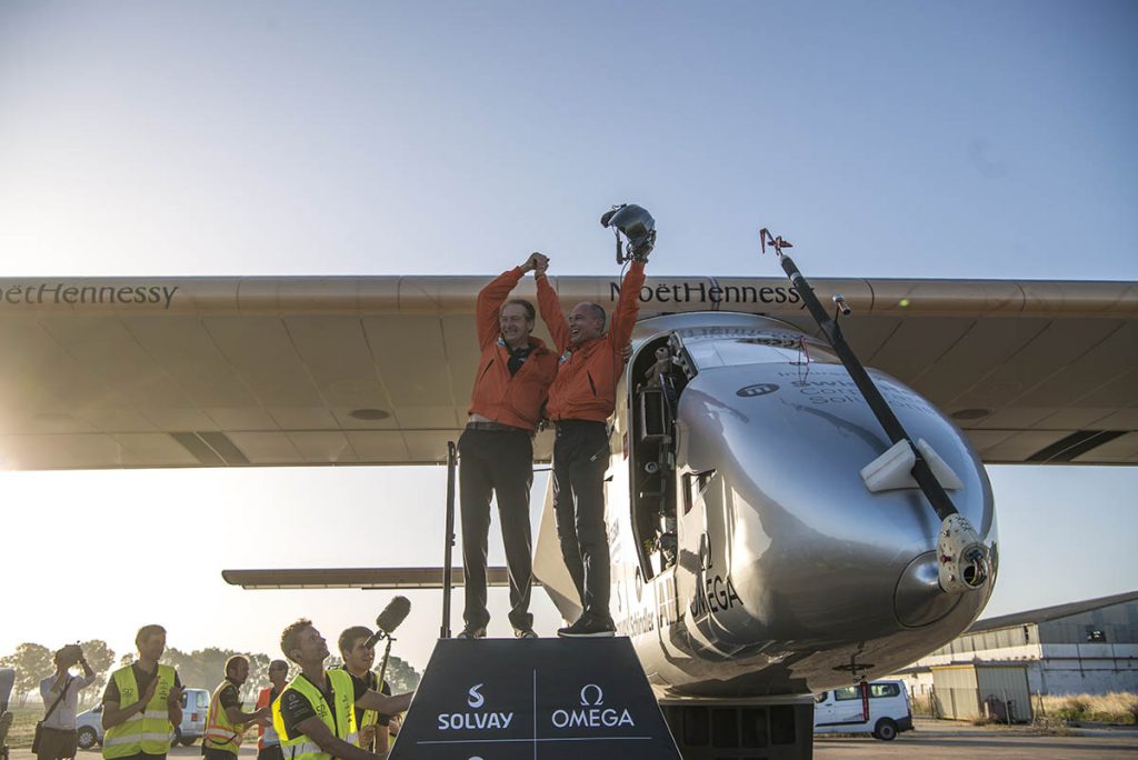 Seville, Spain, June 23th 2016: Solar Impulse successfully landed in Seville after 3 days over the Atlantic with Bertrand Piccard at the controls. Departed from Abu Dhabi on march 9th 2015, the Round-the-World Solar Flight will take 500 flight hours and cover 35’000 km. Swiss founders and pilots, Bertrand Piccard and André Borschberg hope to demonstrate how pioneering spirit, innovation and clean technologies can change the world. The duo will take turns flying Solar Impulse 2, changing at each stop and will fly over the Arabian Sea, to India, to Myanmar, to China, across the Pacific Ocean, to the United States, over the Atlantic Ocean to Southern Europe or Northern Africa before finishing the journey by returning to the initial departure point. Landings will be made every few days to switch pilots and organize public events for governments, schools and universities.